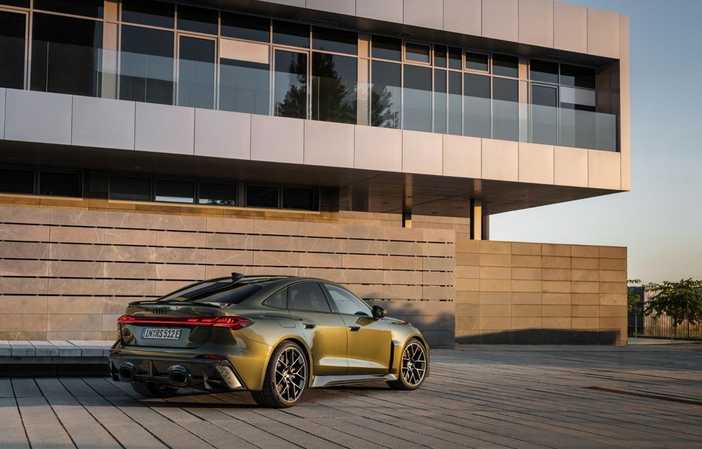 OFICIAL: Noul Audi RS 5 debutează cu sistem de propulsie PHEV și 639 CP - Poza 67