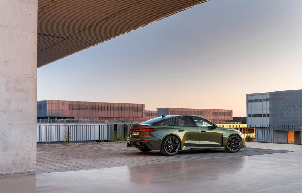 OFICIAL: Noul Audi RS 5 debutează cu sistem de propulsie PHEV și 639 CP - Poza 68
