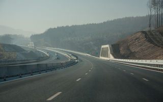 În 2026 va fi deschisă circulația pe aproape 100 km noi din Autostrada Transilvania În 2026 va fi deschisă circulația pe aproape 100 km noi din Autostrada Transilvania