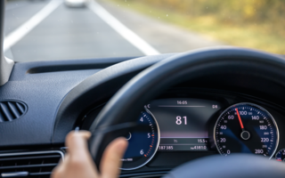 STUDIU: Mașinile second-hand care au, cel mai frecvent, kilometrajul dat înapoi