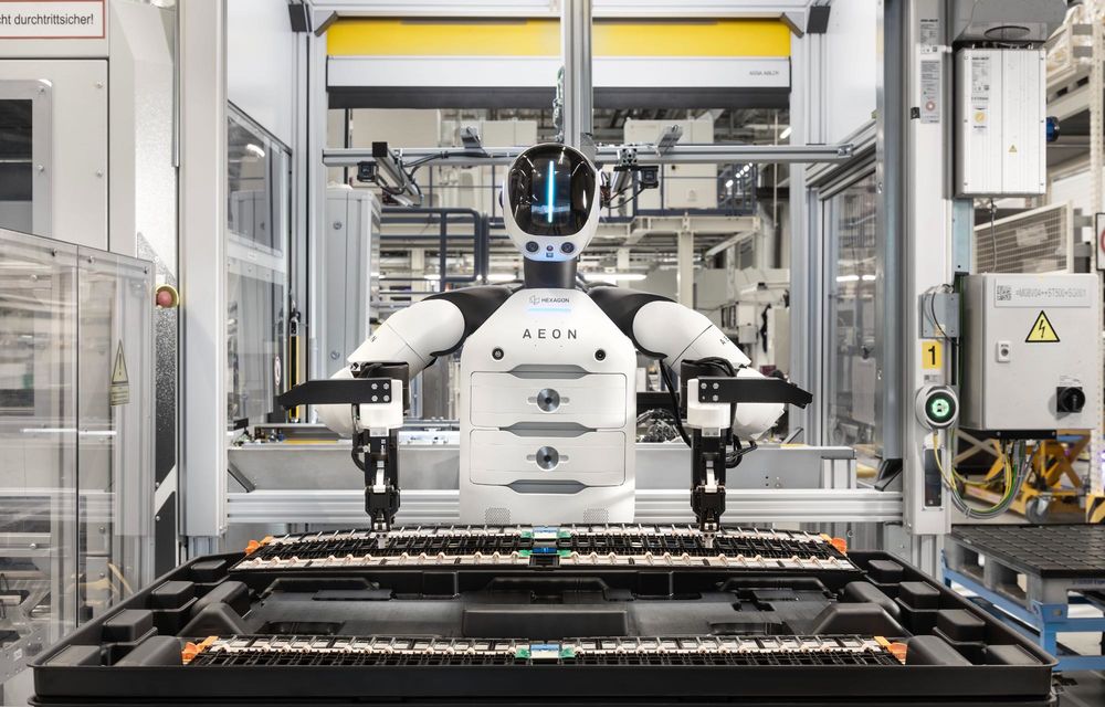 Premieră pentru BMW: roboți umanoizi pe liniile de asamblare ale uzinei din Leipzig - Poza 4