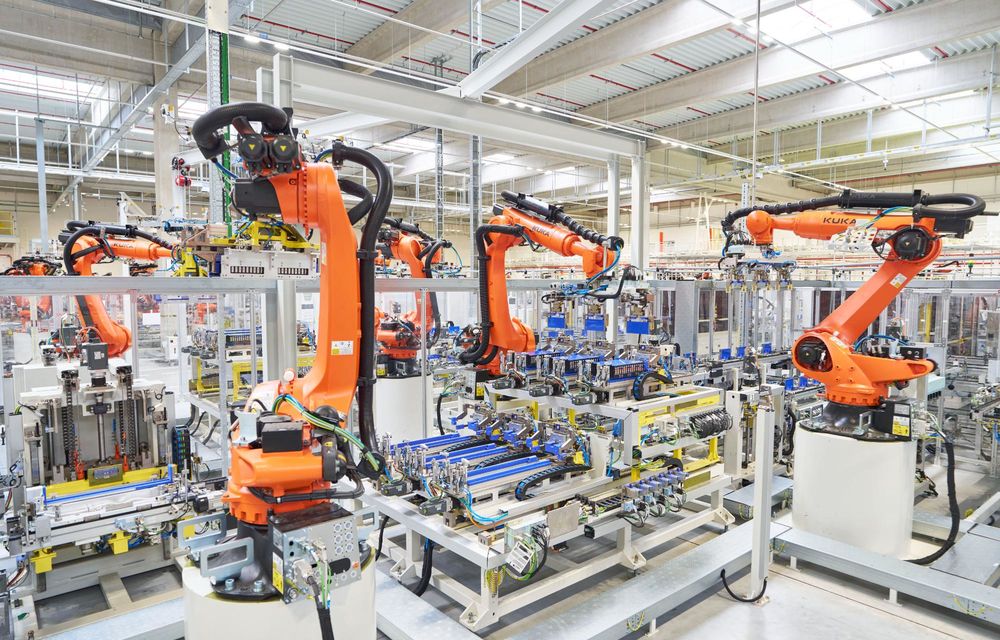 Skoda inaugurează o fabrică nouă de baterii pentru mașinile electrice - Poza 6 Skoda inaugurează o fabrică nouă de baterii pentru mașinile electrice - Poza 6