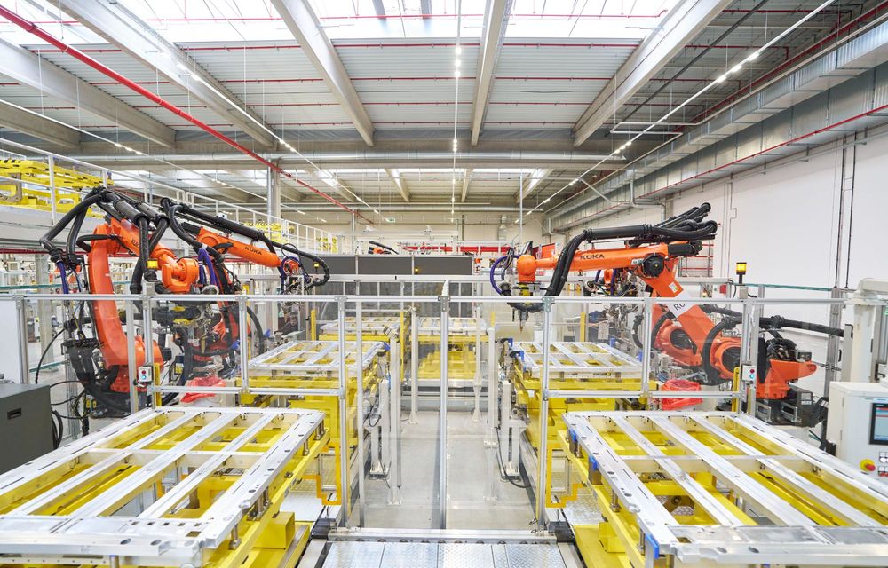 Skoda inaugurează o fabrică nouă de baterii pentru mașinile electrice - Poza 10 Skoda inaugurează o fabrică nouă de baterii pentru mașinile electrice - Poza 10