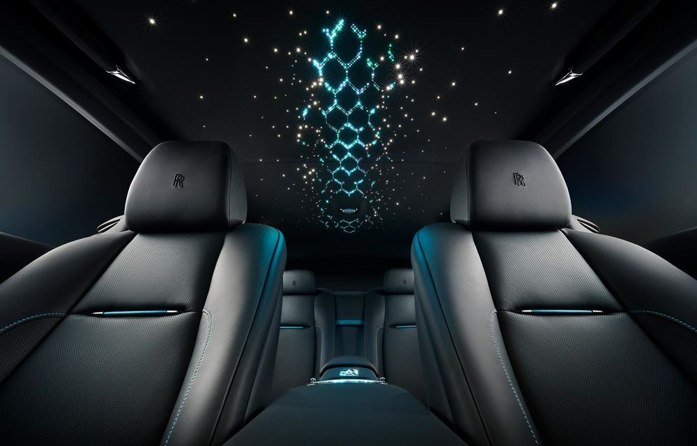 Rolls-Royce sărbătorește 10 ani de Black Badge - Poza 11