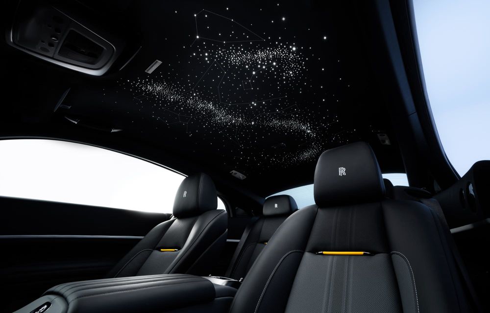 Rolls-Royce sărbătorește 10 ani de Black Badge - Poza 13