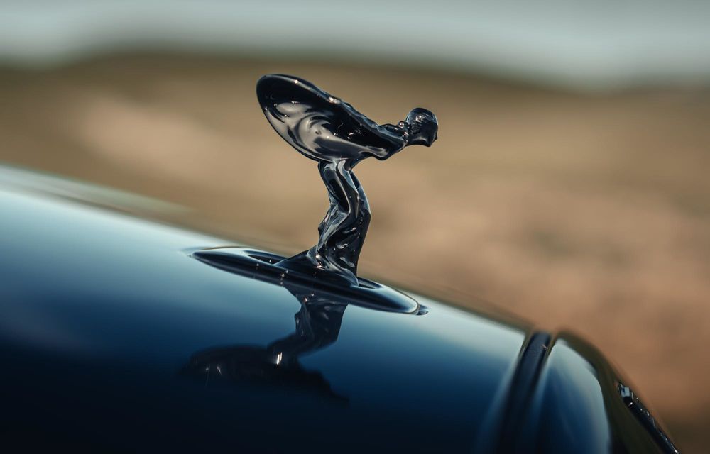 Rolls-Royce sărbătorește 10 ani de Black Badge - Poza 26