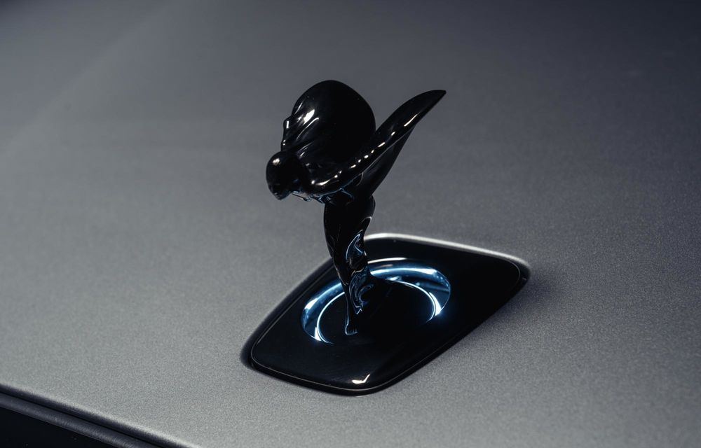 Rolls-Royce sărbătorește 10 ani de Black Badge - Poza 27