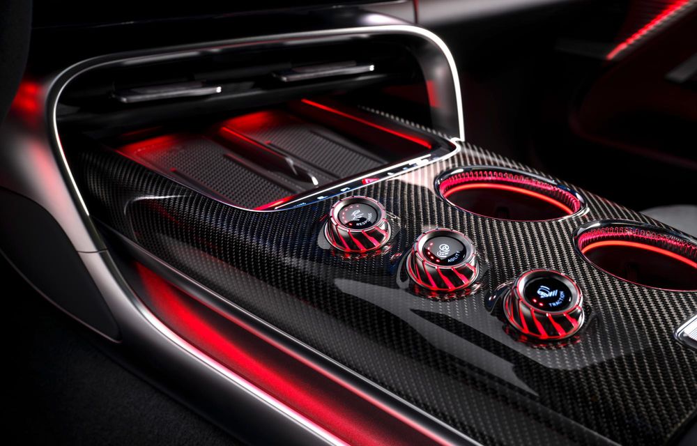 Primele imagini cu interiorul noului Mercedes-AMG GT 4-Door Coupe - Poza 7