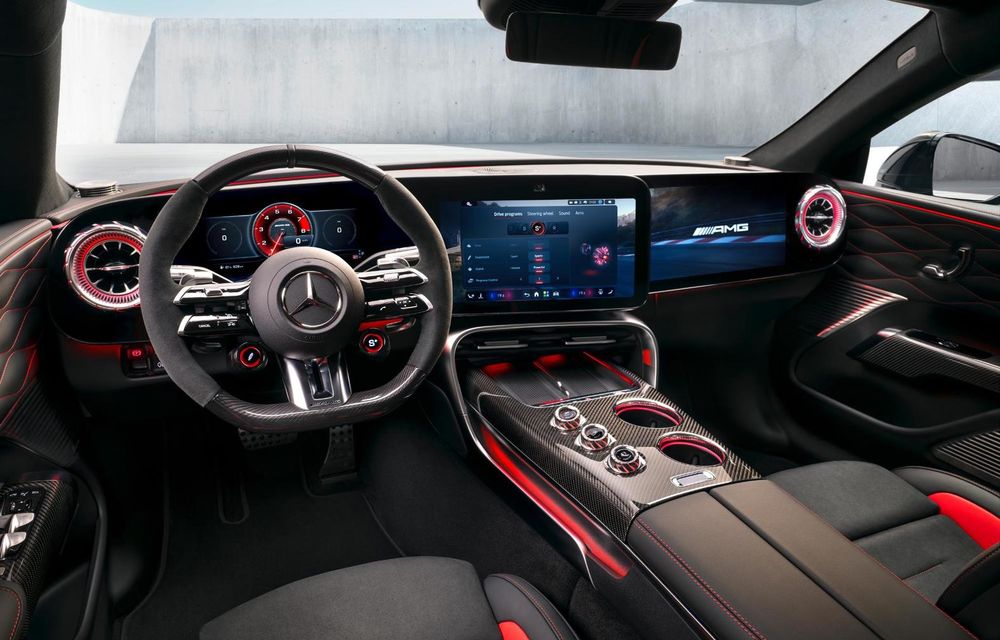 Primele imagini cu interiorul noului Mercedes-AMG GT 4-Door Coupe - Poza 1