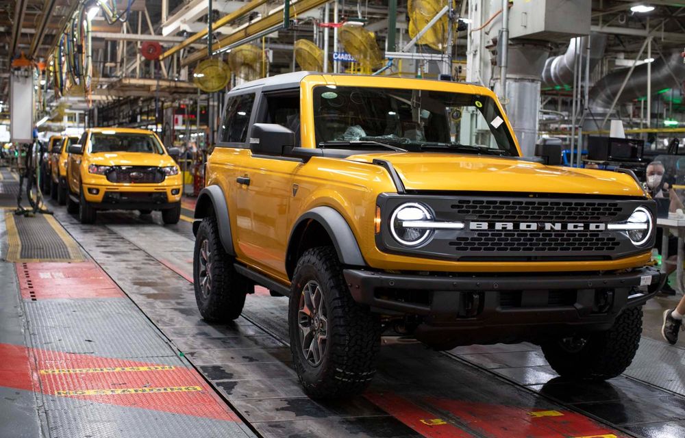 Ford: rechemare în service pentru 1.74 milioane de modele din cauza unei probleme la camera pentru marșarier - Poza 2