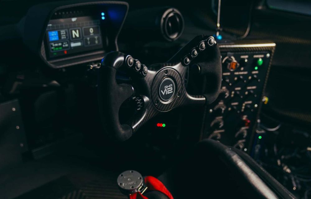 Gordon Murray T.50 Niki Lauda: tur record pe circuitul de F1 din Bahrain - Poza 4