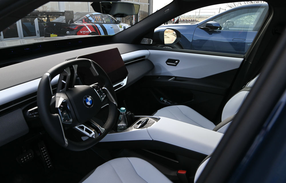 REPORTAJ: Test de eficiență cu noul BMW iX3 pe drumurile din România - Poza 9 REPORTAJ: Test de eficiență cu noul BMW iX3 pe drumurile din România - Poza 9