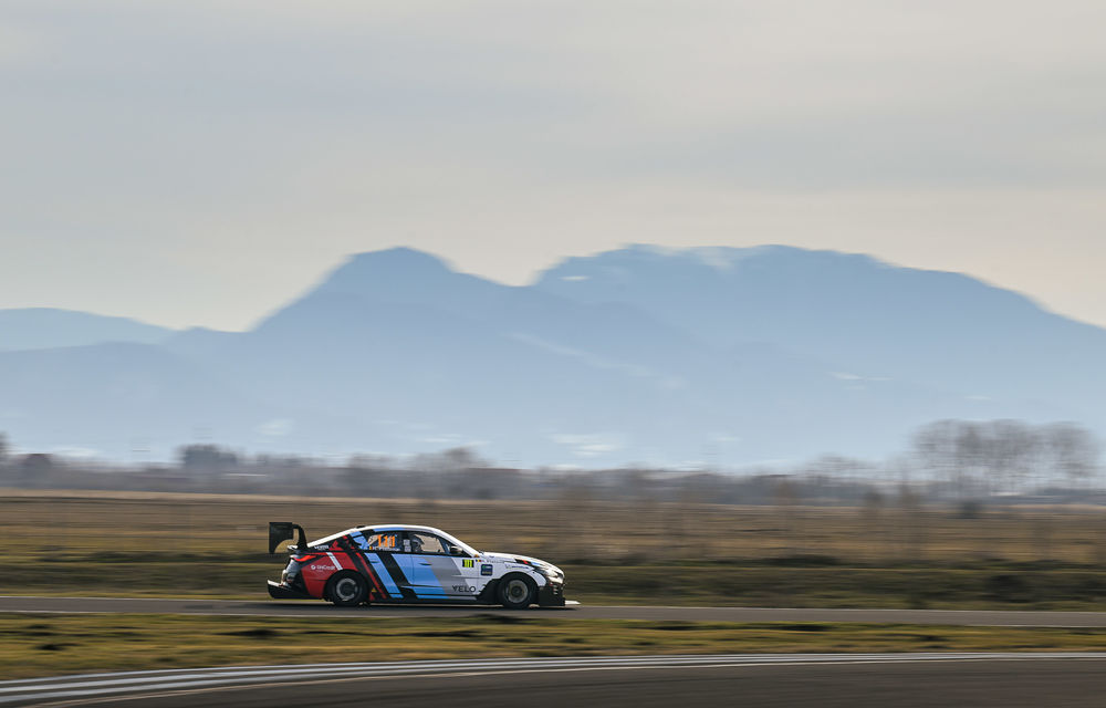 REPORTAJ: Test de eficiență cu noul BMW iX3 pe drumurile din România - Poza 25 REPORTAJ: Test de eficiență cu noul BMW iX3 pe drumurile din România - Poza 25