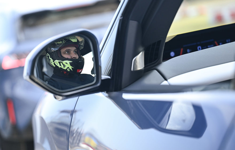 REPORTAJ: Test de eficiență cu noul BMW iX3 pe drumurile din România - Poza 28 REPORTAJ: Test de eficiență cu noul BMW iX3 pe drumurile din România - Poza 28