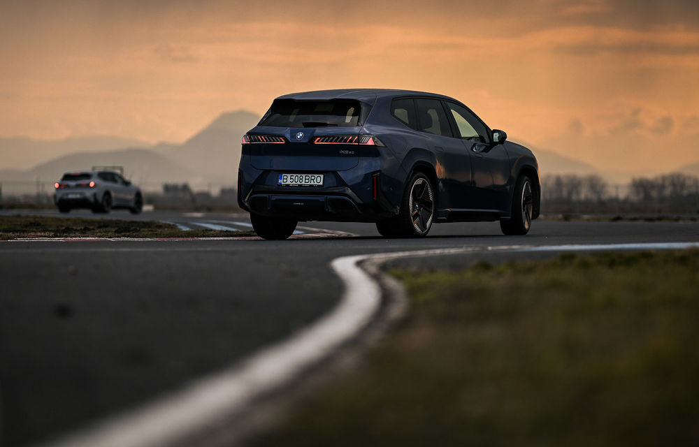 REPORTAJ: Test de eficiență cu noul BMW iX3 pe drumurile din România - Poza 53 REPORTAJ: Test de eficiență cu noul BMW iX3 pe drumurile din România - Poza 53