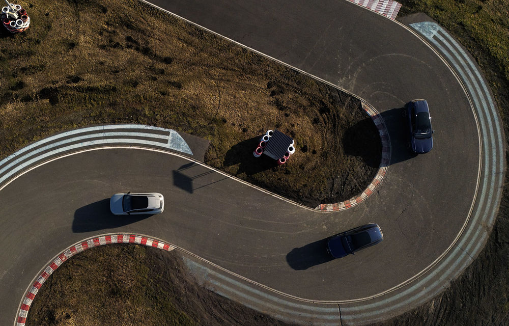 REPORTAJ: Test de eficiență cu noul BMW iX3 pe drumurile din România - Poza 54 REPORTAJ: Test de eficiență cu noul BMW iX3 pe drumurile din România - Poza 54