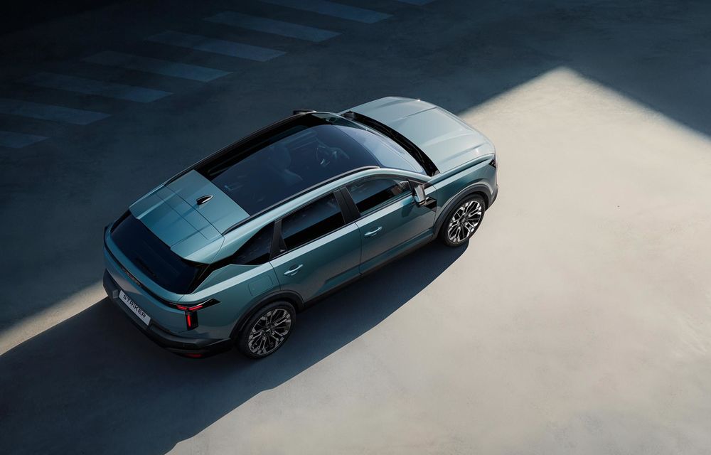 Noua Dacia Striker: motor hibrid și preț de pornire sub 25.000 euro - Poza 8