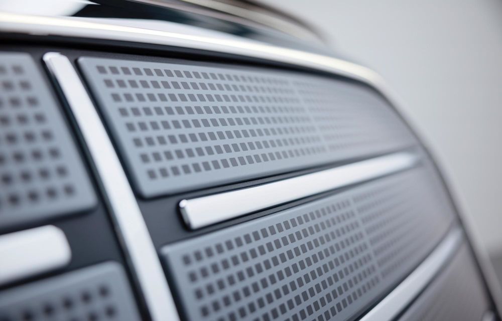 Noul Mercedes-Benz VLE, succesorul electric al Clasei V - Poza 32