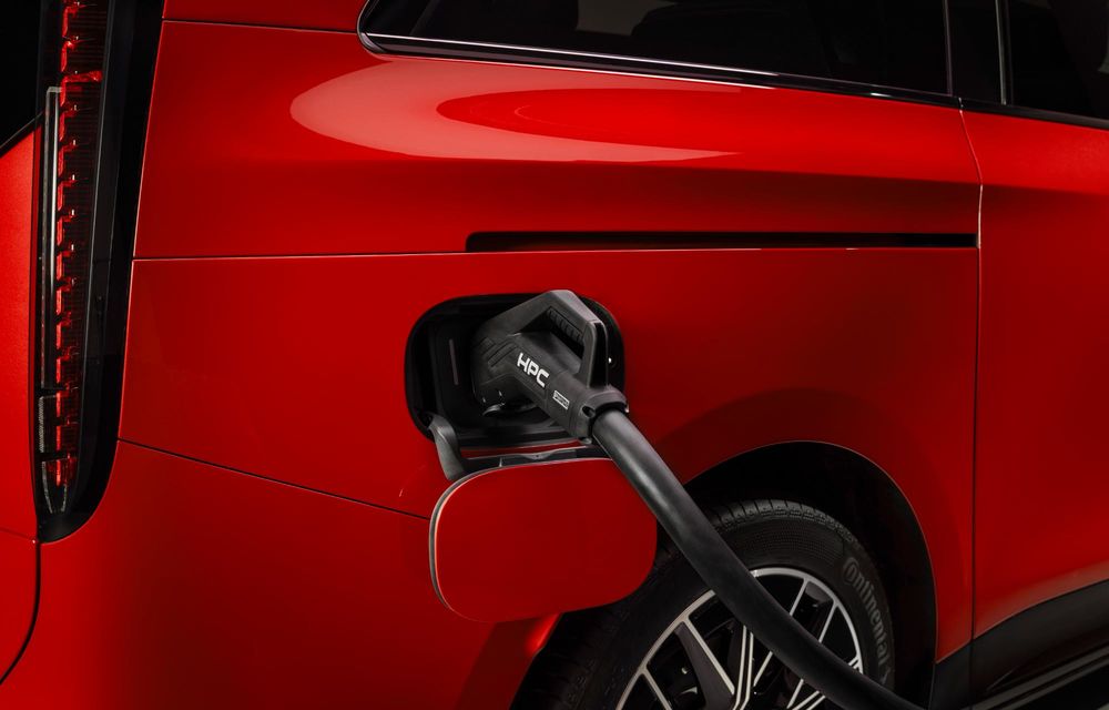 Noul Mercedes-Benz VLE, succesorul electric al Clasei V - Poza 88