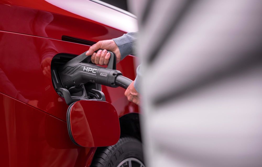 Noul Mercedes-Benz VLE, succesorul electric al Clasei V - Poza 114