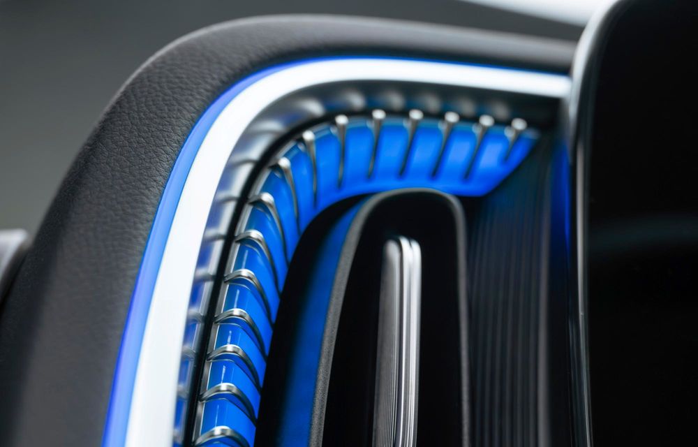 Noul Mercedes-Benz VLE, succesorul electric al Clasei V - Poza 132