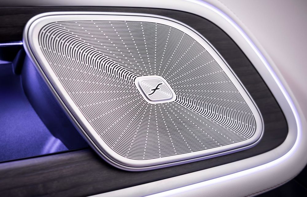 Noul Mercedes-Benz VLE, succesorul electric al Clasei V - Poza 50