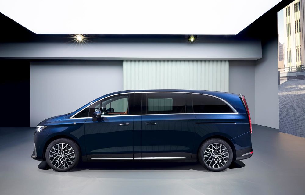 Noul Mercedes-Benz VLE, succesorul electric al Clasei V - Poza 81