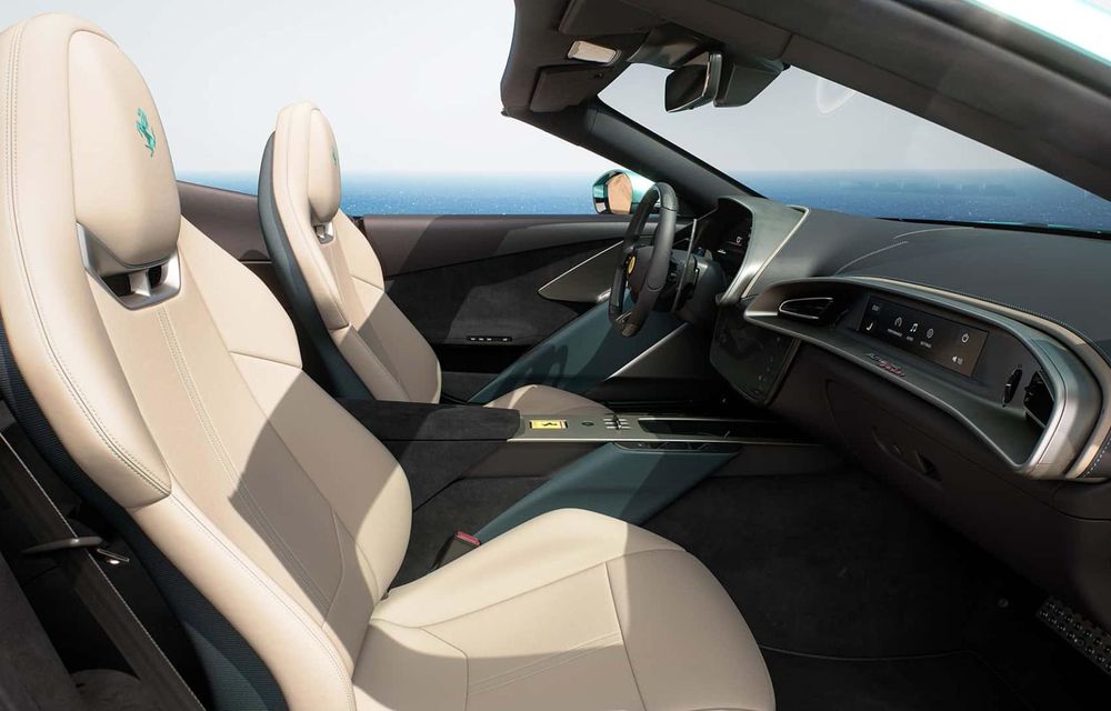 Noul Ferrari Amalfi Spider: plafon din material textil și motor V8 de 631 CP - Poza 7