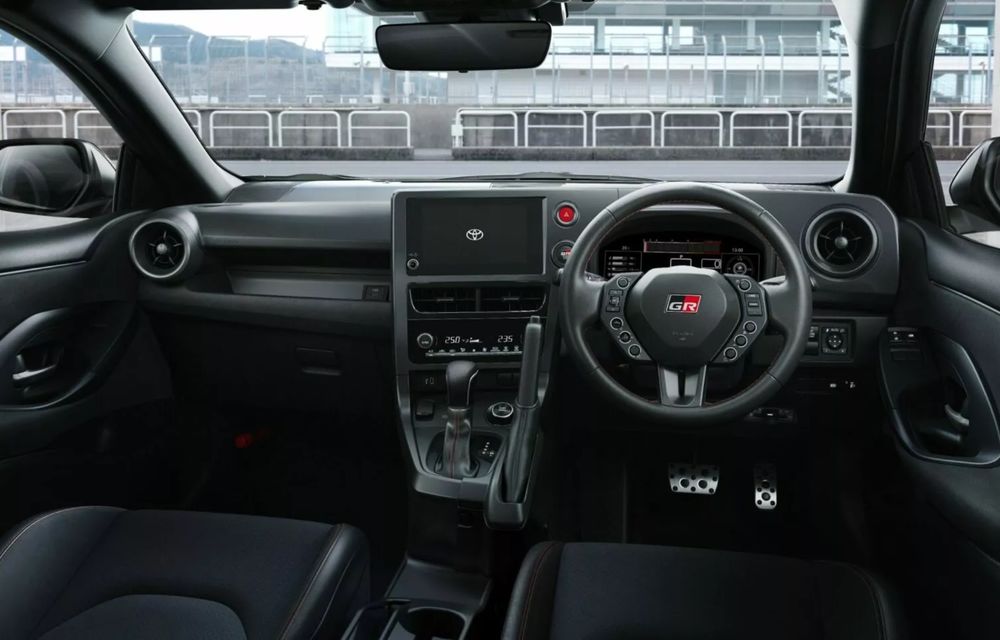 Actualizări pentru Toyota GR Yaris: volan nou și anvelope ultra-aderente - Poza 4