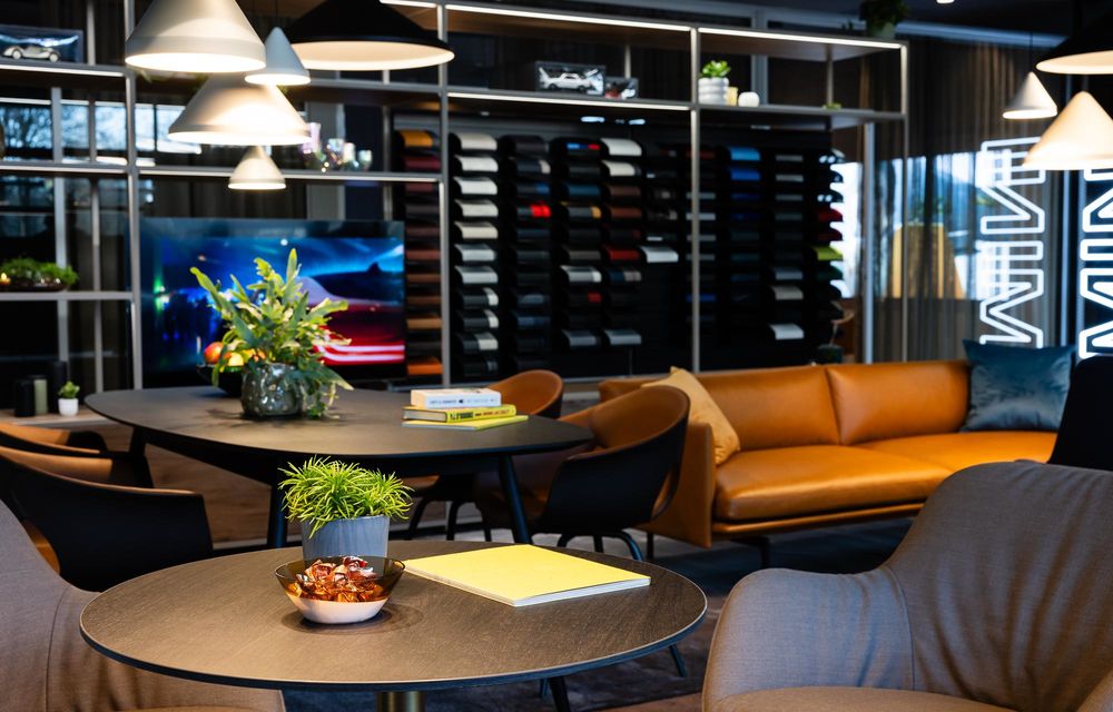 Primul showroom complet transformat din rețeaua BMW și MINI din București - Poza 8