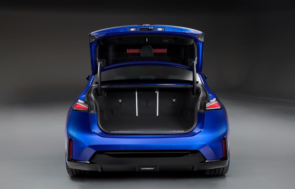 PREMIERĂ: Am văzut pe viu noul BMW i3 electric. 5 lucruri esențiale - Poza 25