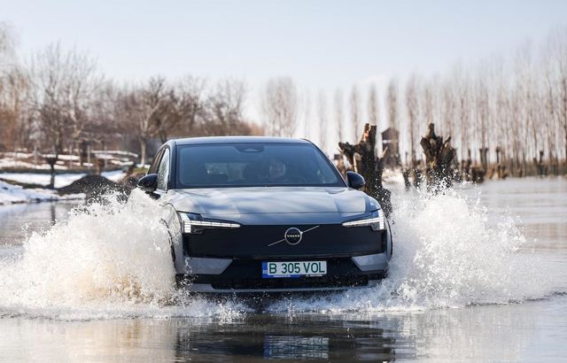 Test drive Volvo EX30