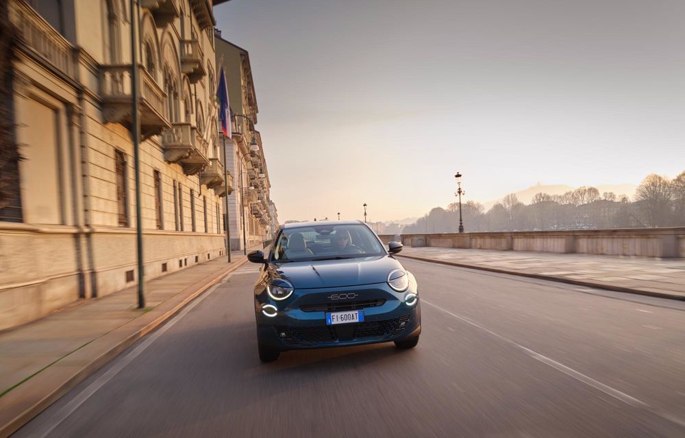 Noul Fiat 600 Petrol: versiune cu motor pe benzină și cutie manuală - Poza 3