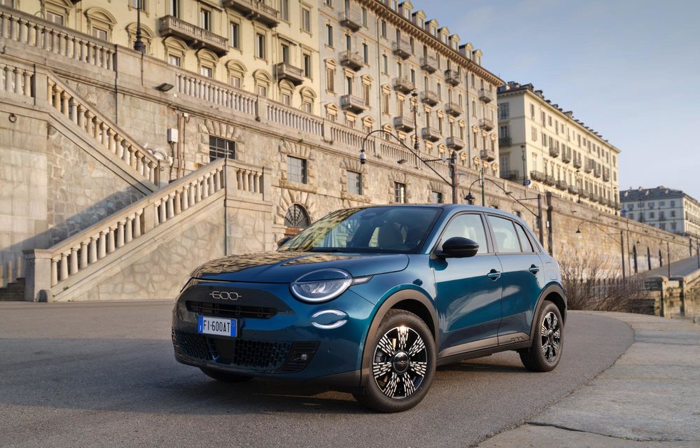 Noul Fiat 600 Petrol: versiune cu motor pe benzină și cutie manuală - Poza 6