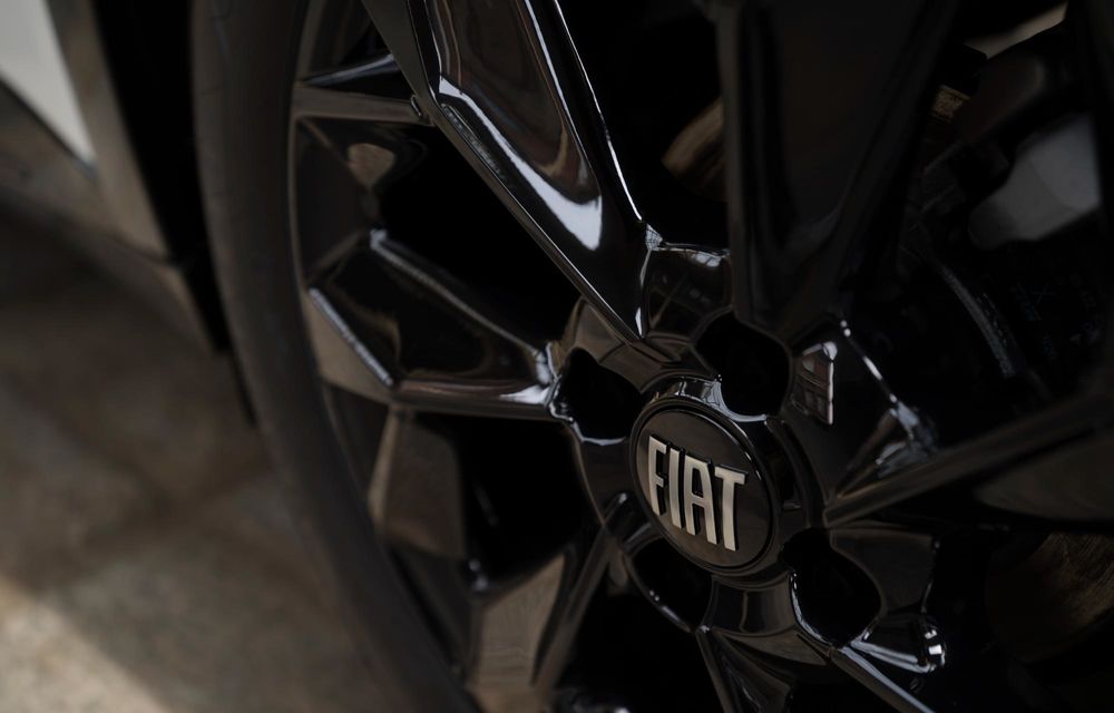 Noul Fiat 600 Petrol: versiune cu motor pe benzină și cutie manuală - Poza 27