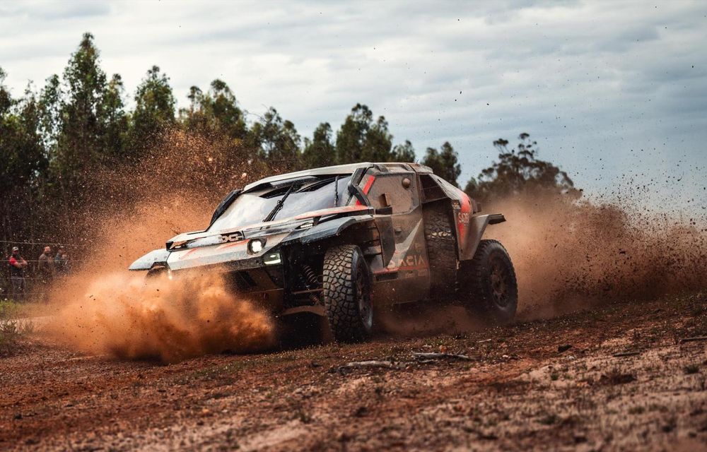 Raliul Portugaliei W2RC: Dacia Sandriders preia conducerea după a doua probă specială - Poza 1 Raliul Portugaliei W2RC: Dacia Sandriders preia conducerea după a doua probă specială - Poza 1