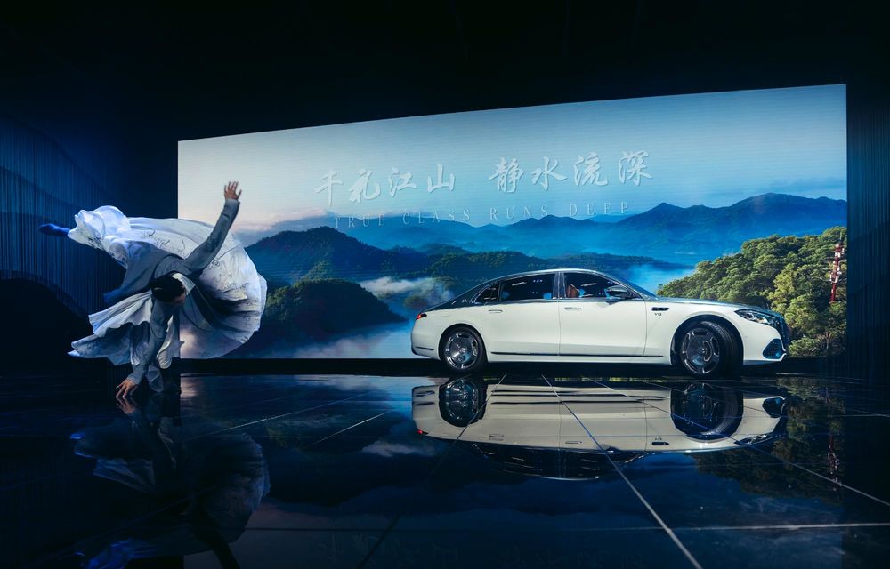 Noul Mercedes-Maybach Clasa S facelift: motorizări electrificate, inclusiv un V12 mild-hybrid - Poza 35