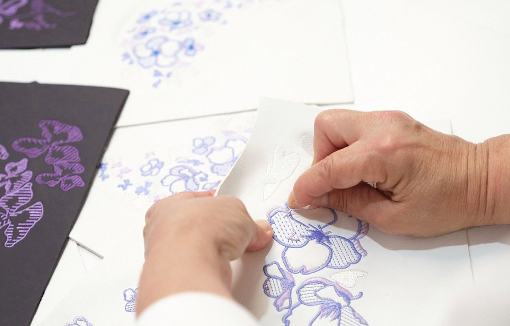 Noul Bugatti W16 Mistral „Caroline”: exemplar unicat, creat ca omagiu pentru fiica proprietarului - Poza 12