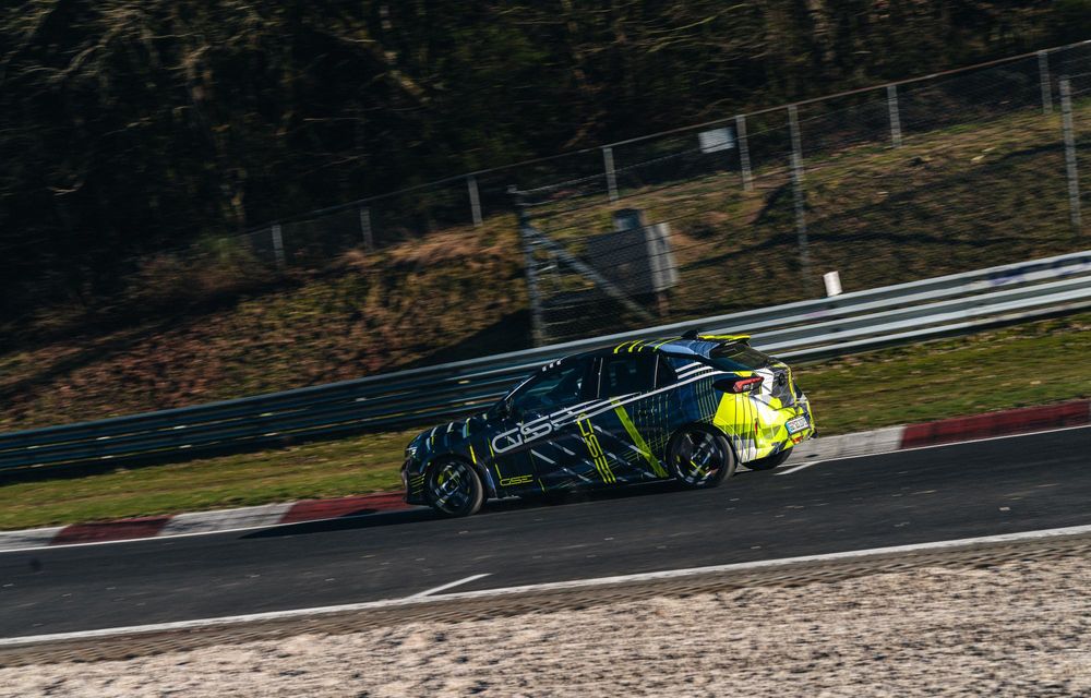 Imagini noi cu viitorul Opel Corsa GSE: lansare în octombrie - Poza 3 Imagini noi cu viitorul Opel Corsa GSE: lansare în octombrie - Poza 3