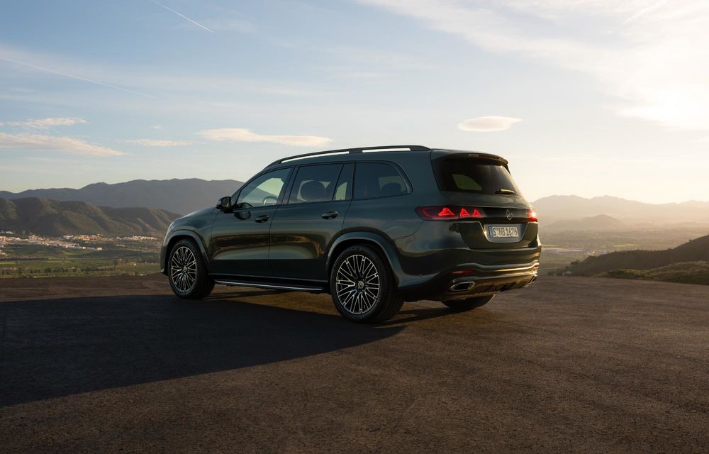 Noul Mercedes-Benz GLS facelift: design revizuit și motoare mild-hybrid mai puternice - Poza 10 Noul Mercedes-Benz GLS facelift: design revizuit și motoare mild-hybrid mai puternice - Poza 10