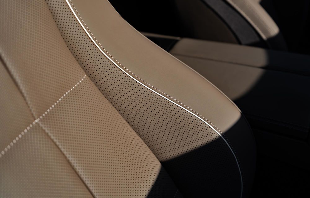 Noul Mercedes-Benz GLS facelift: design revizuit și motoare mild-hybrid mai puternice - Poza 25 Noul Mercedes-Benz GLS facelift: design revizuit și motoare mild-hybrid mai puternice - Poza 25