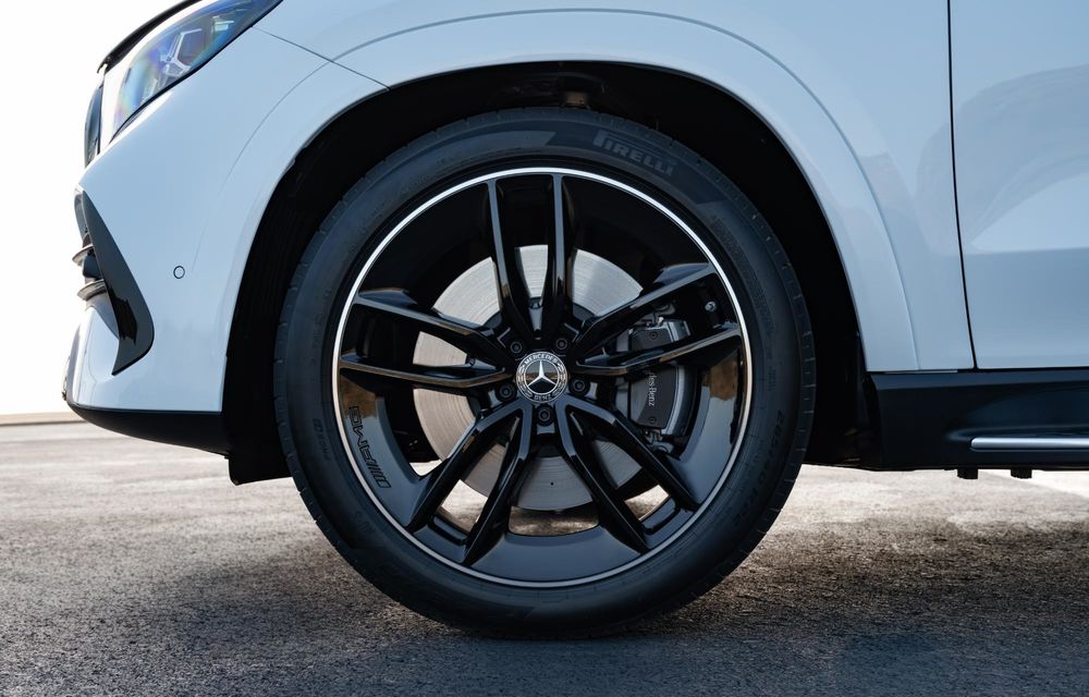 Noile Mercedes-Benz GLE și GLE Coupe facelift: versiune de top PHEV cu 585 CP - Poza 57