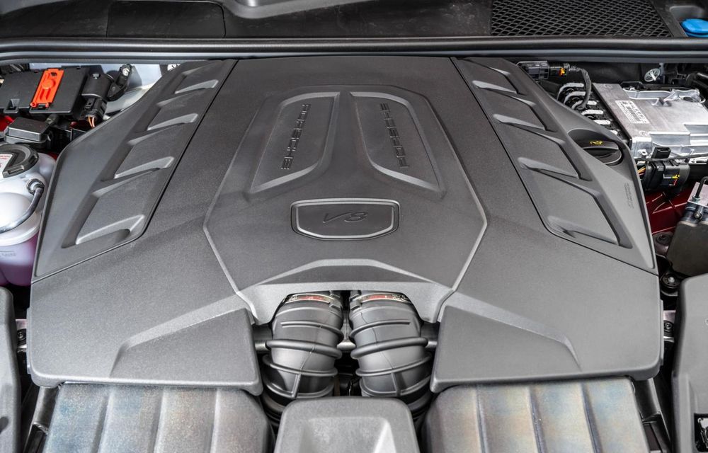 Porsche va păstra motoarele termice și după 2030 - Poza 1