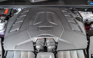 Porsche va păstra motoarele termice și după 2030