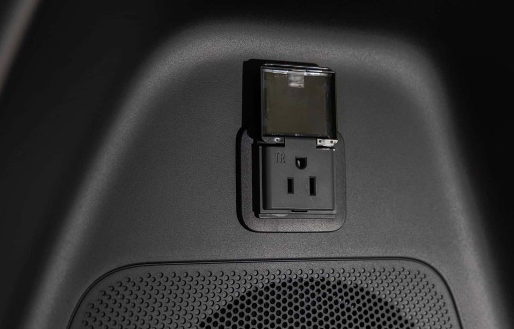 Noul Subaru Getaway: SUV electric cu autonomie de 482 km - Poza 52