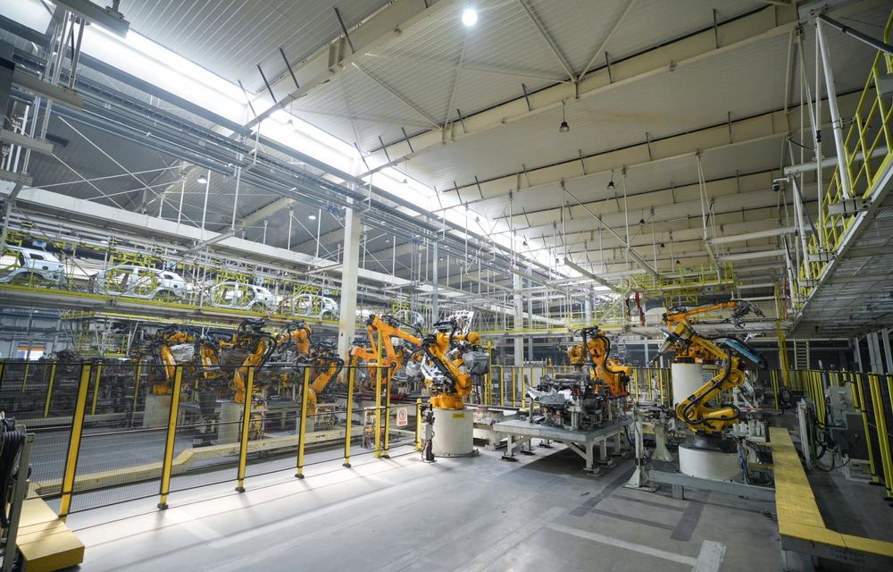 REPORTAJ: Am vizitat uzina Chery din China. Locul unde se asamblează Tiggo 8 și 9 - Poza 11