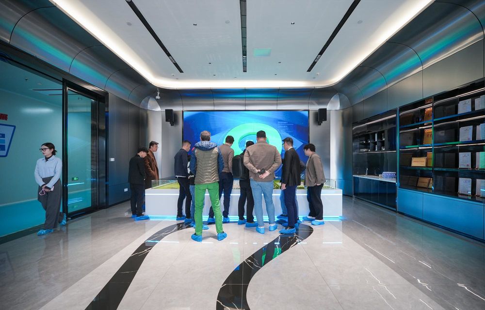 REPORTAJ: Am vizitat uzina Chery din China. Locul unde se asamblează Tiggo 8 și 9 - Poza 64