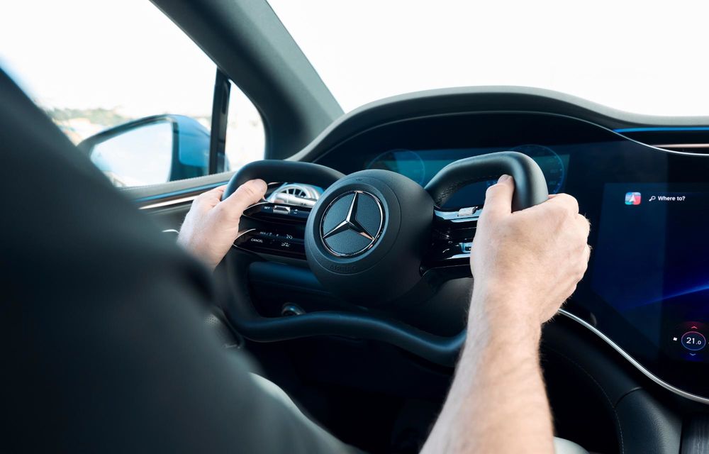 Mercedes-Benz anunță tehnologie steer-by-wire și volan compact pentru EQS - Poza 8