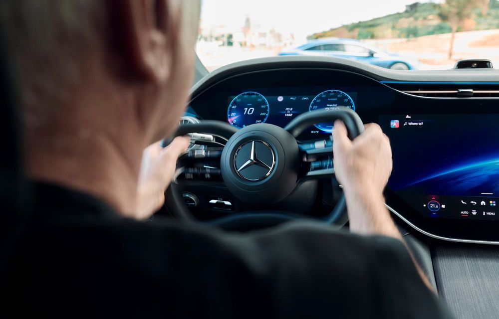 Mercedes-Benz anunță tehnologie steer-by-wire și volan compact pentru EQS - Poza 9