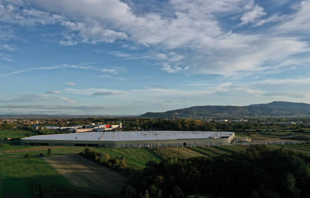 BMW și Rimac dezvoltă împreună baterii pentru i7 facelift - Poza 5